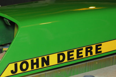 Refinished John Deere 318