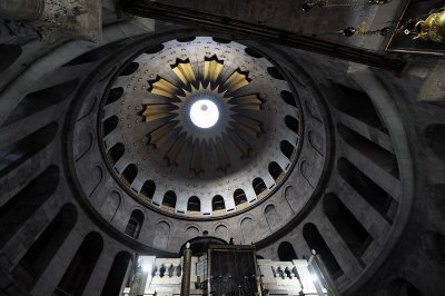 Dome above edicule in the Church of the Holy Sepulchre