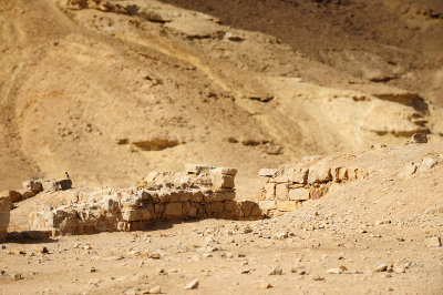 Mezad Saharonim - the remains of a Nabataean khan (caravanserai), Makhtesh Ramon