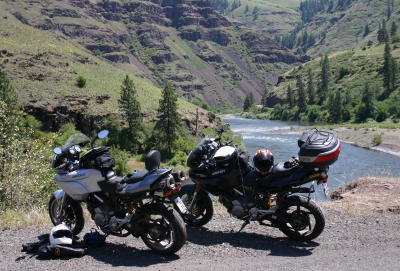 Road to Troy, along the Grande Ronde River