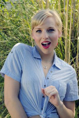 Hollie 7