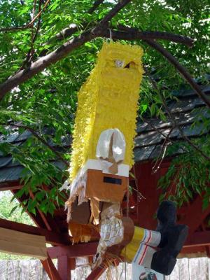 Ohhhhhhh, Spongebob got a new butthole torn there