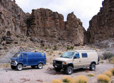 Two vans at Hole In The Wall in MNP. The 1974 Ford was a PathFinder 4x4 conversion.