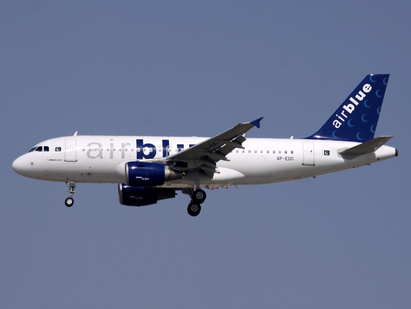 A-319 AP-EDC