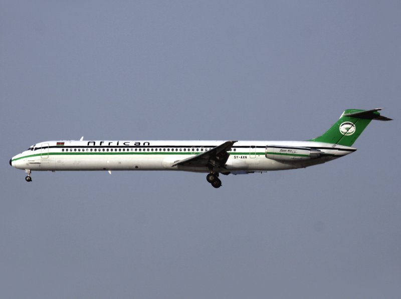 MD-80 5Y-AXN
