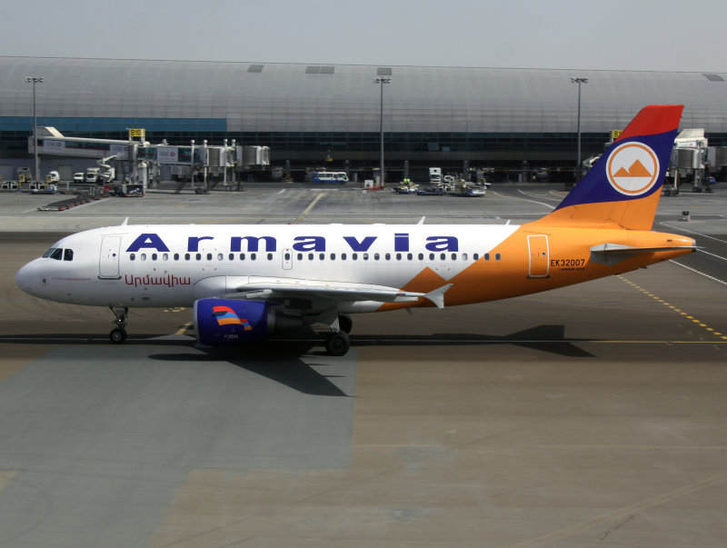 A-319 EK-32007