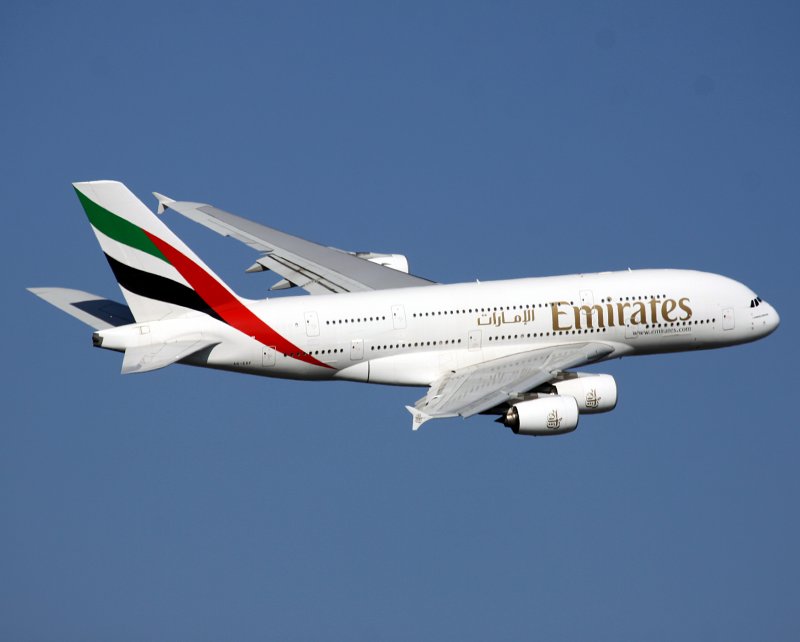 A-380 A6-EDF