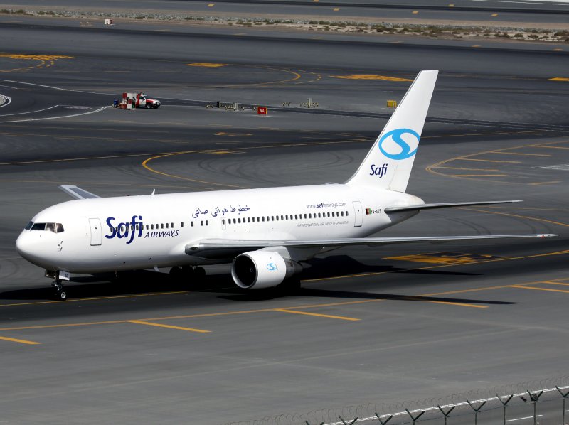 B762 YA-AQS