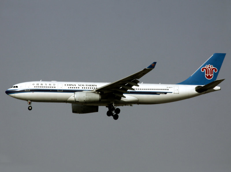 A-332 B-6077