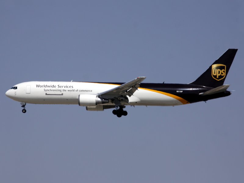 B763 N311UP