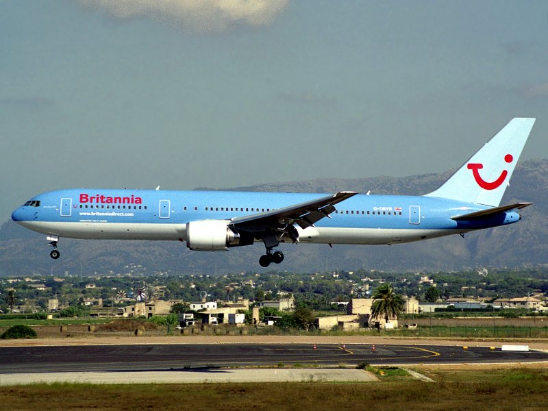 B763  G-OBYB