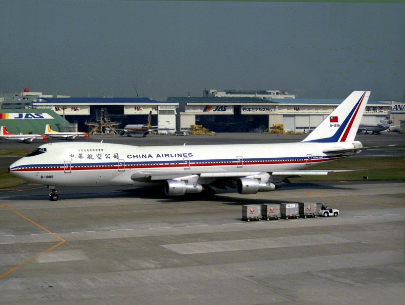 B742  B-1888