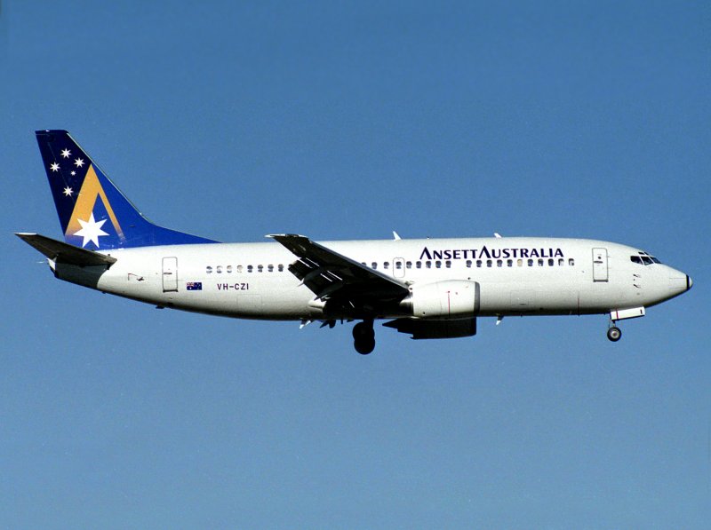B737-300  VH-CZI 