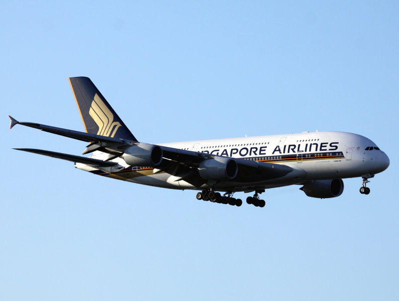 A-380   9V-SKE