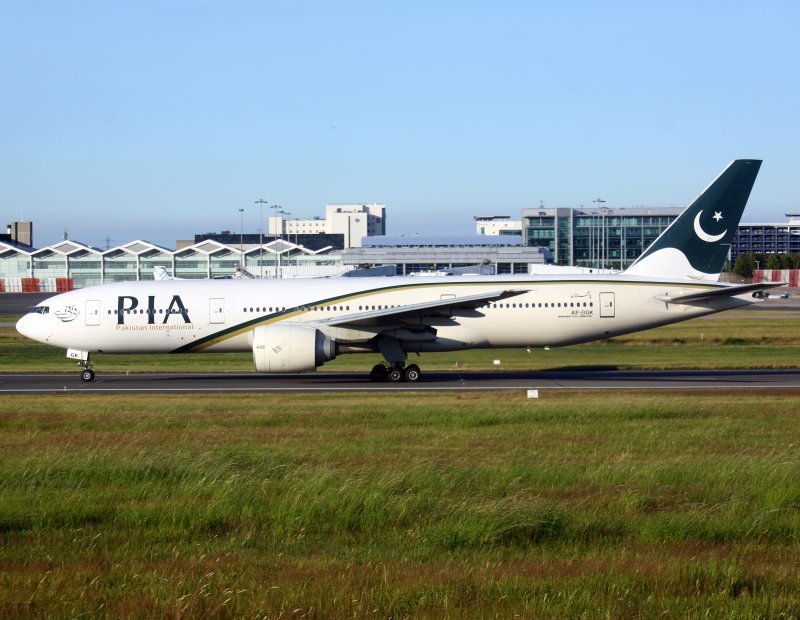 B777-200   AP-BGK