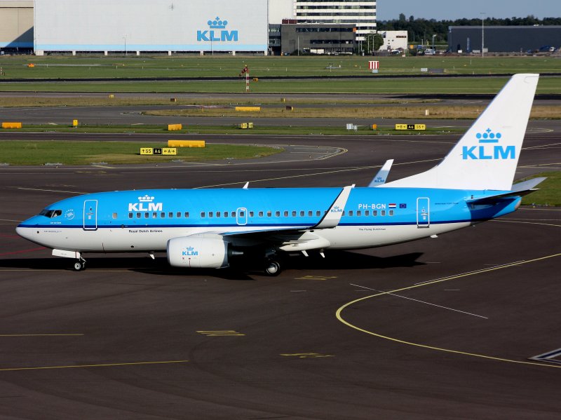 B737-700 PH-BGN