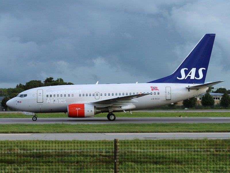 B737-600  LN-RCU