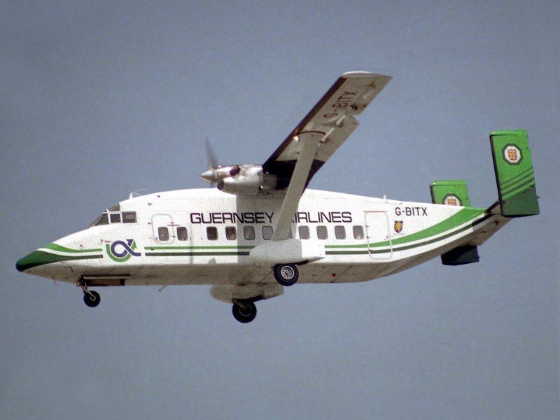 Shorts SD-330 G-BITX