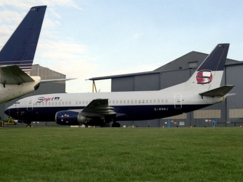 B733 G-BNNJ