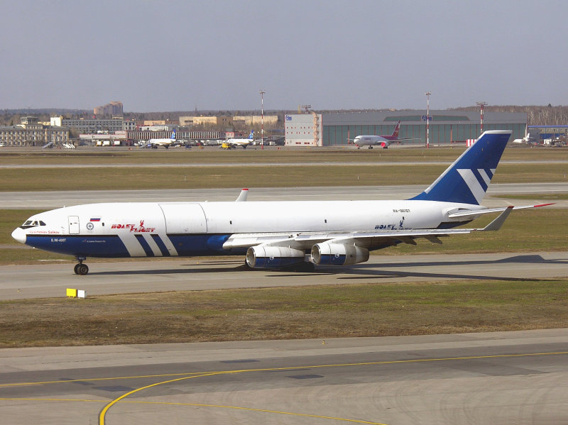 IL-96-300F   RA-96101