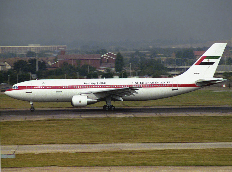 A300-600R  A6-SHZ
