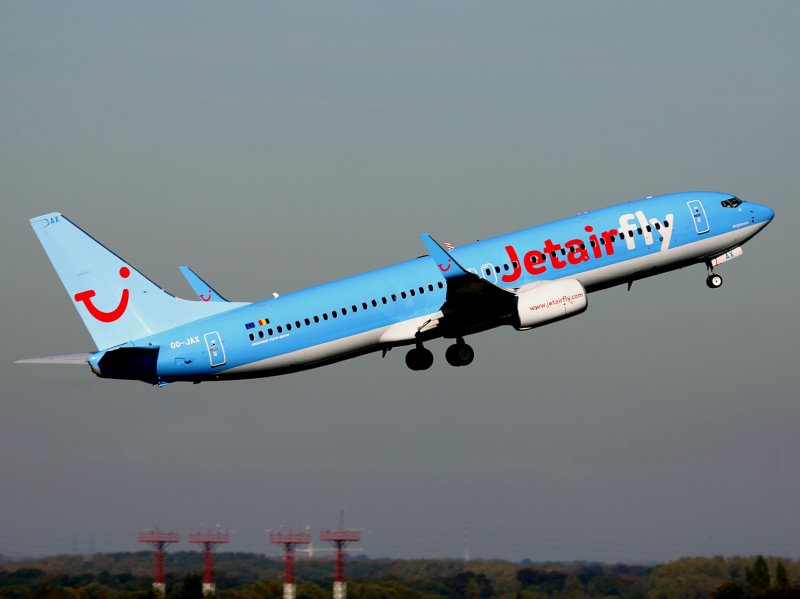 B737-800 OO-JAX