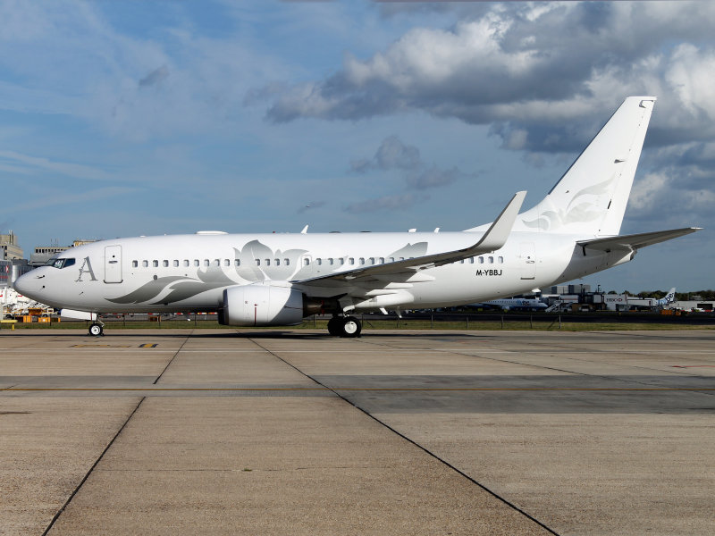 Boeing BBJ  M-YBBJ