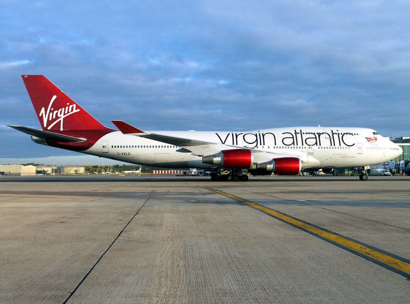 B747-400  G-VXLG