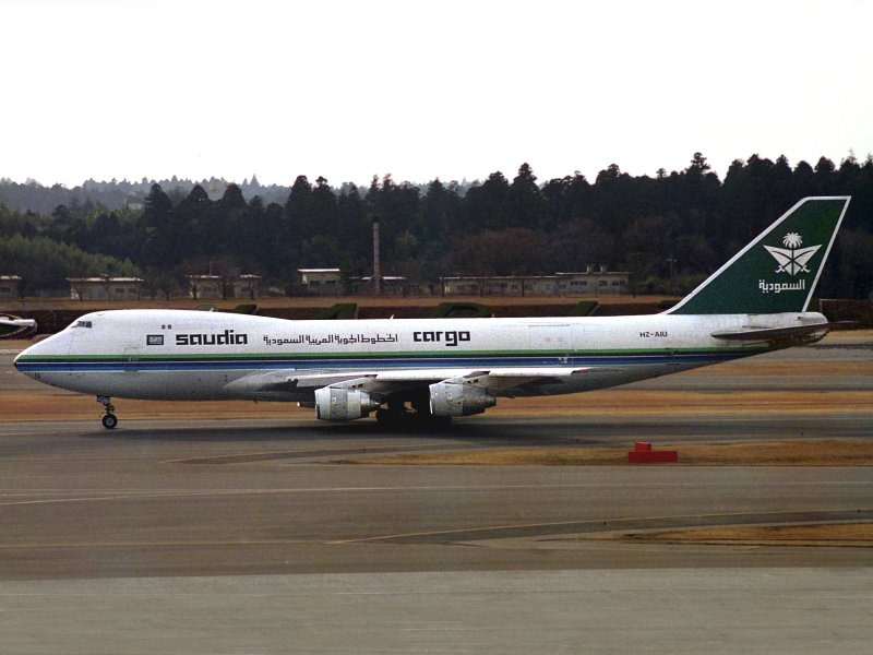B747-200F  HZ-AIU