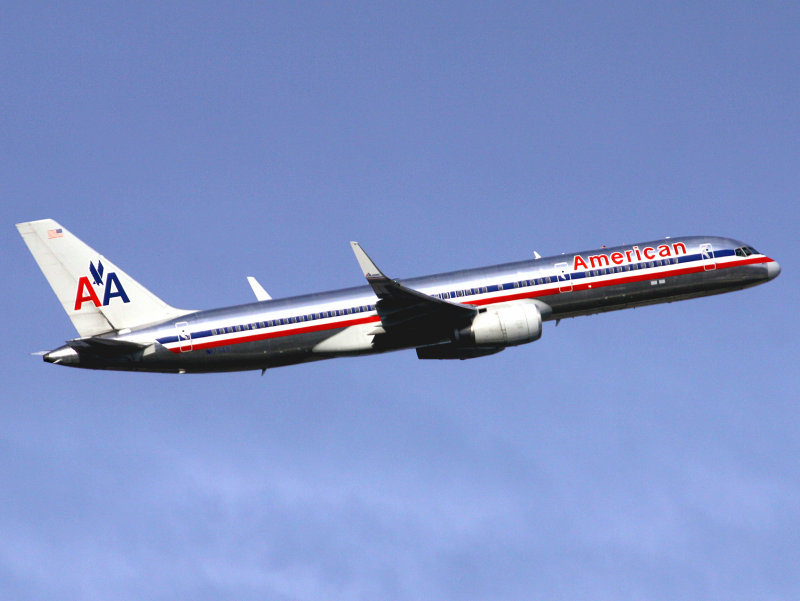 B757-200W  N175AN