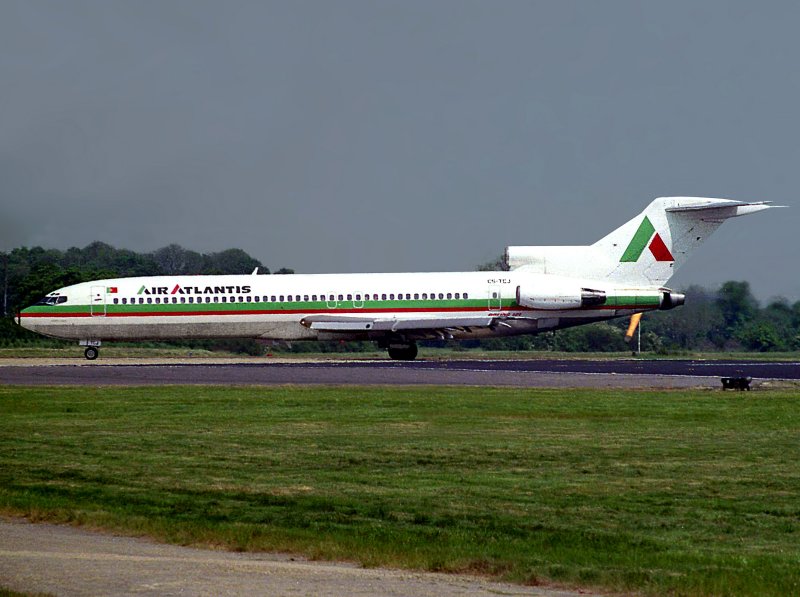B727-200  CS-TBJ