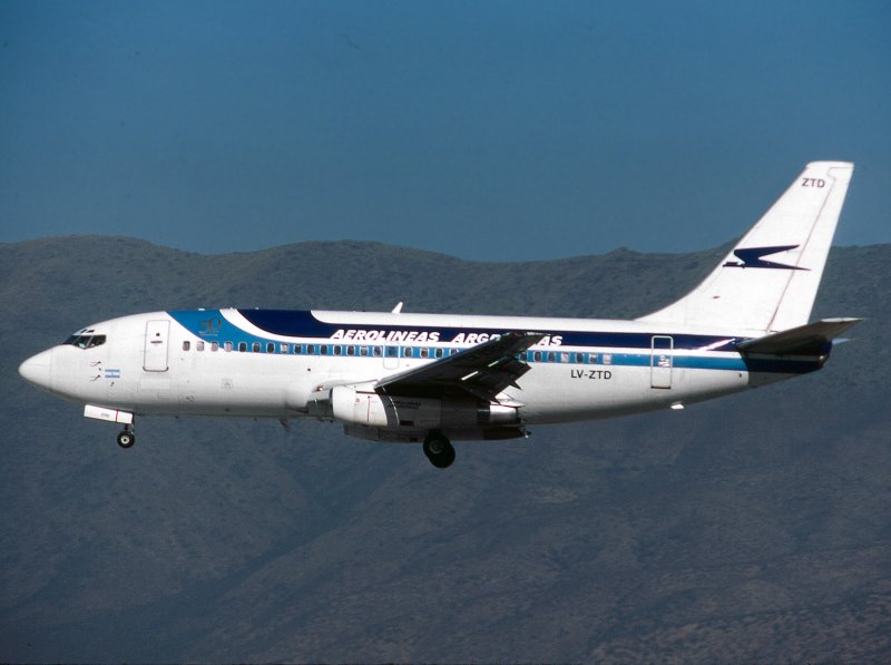 B737-200   LV-ZTD