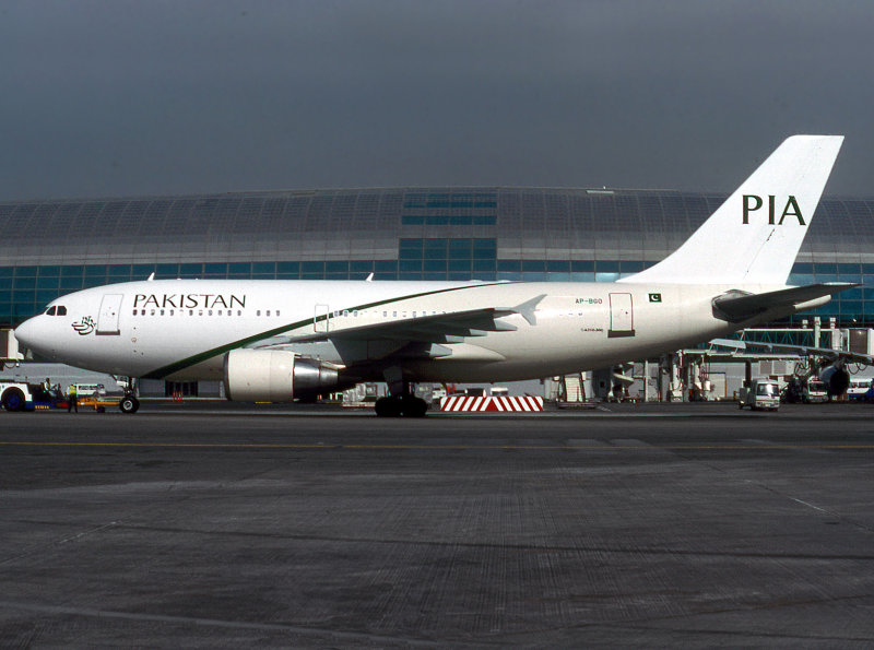 A310-300   AP-BGO