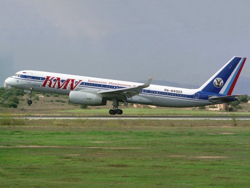 TU-204   RA-64022