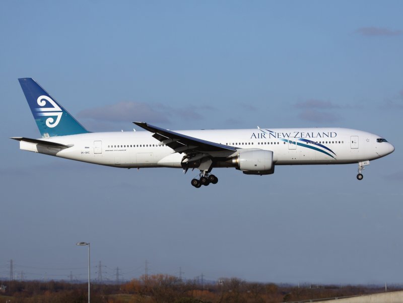 B777-200  ZK-OKC