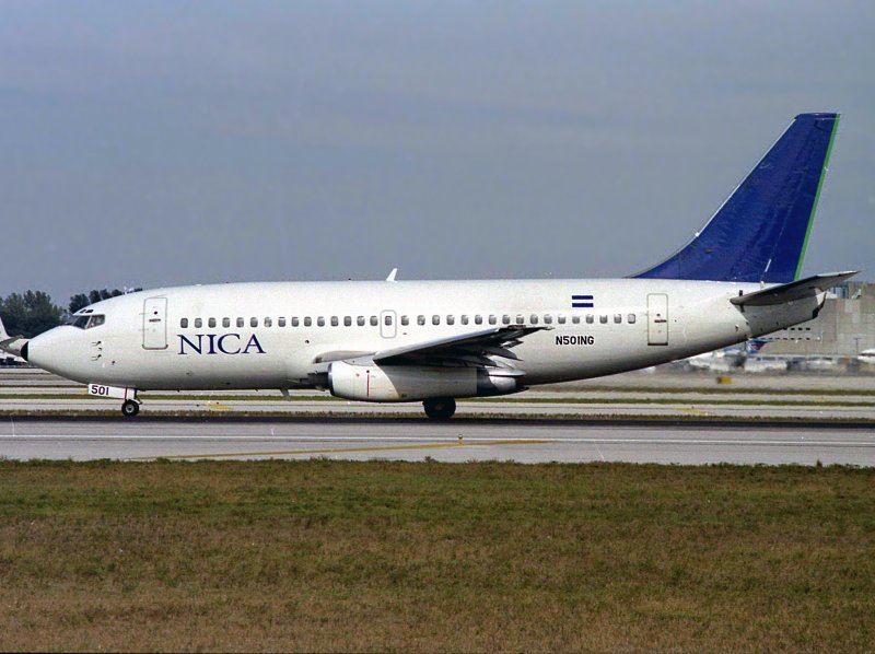 B737-200 N501NG