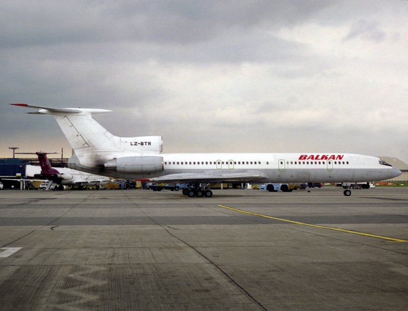 TU-154M  LZ-BTR