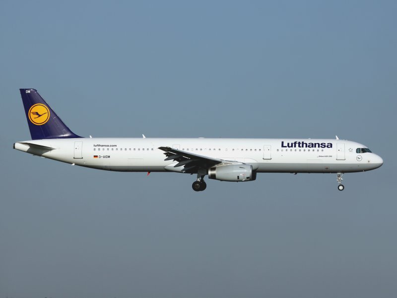 A321  D-AIDM