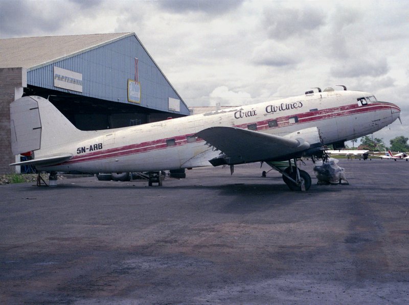 DC3  5N-ARB