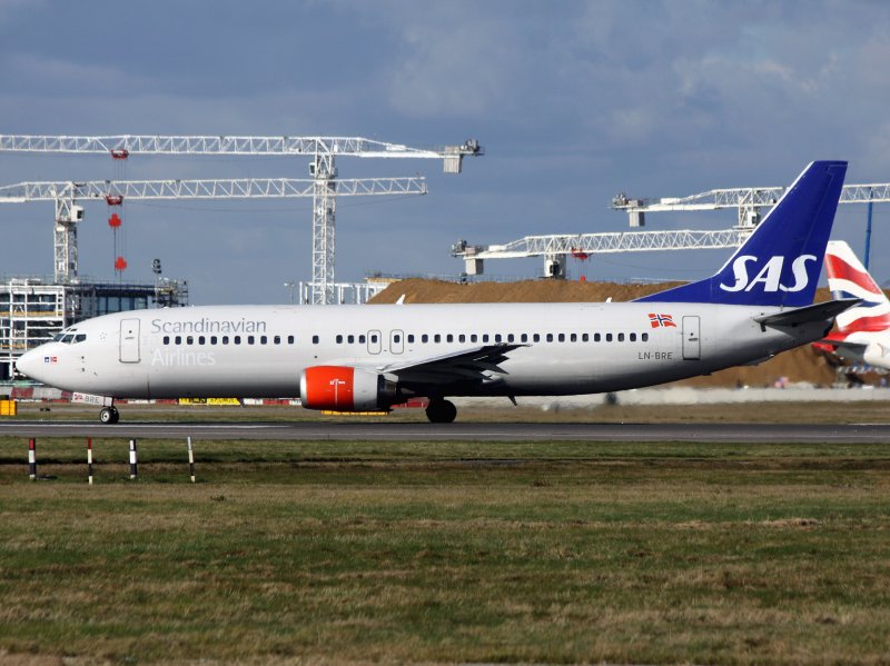 B737-400  LN-BRE