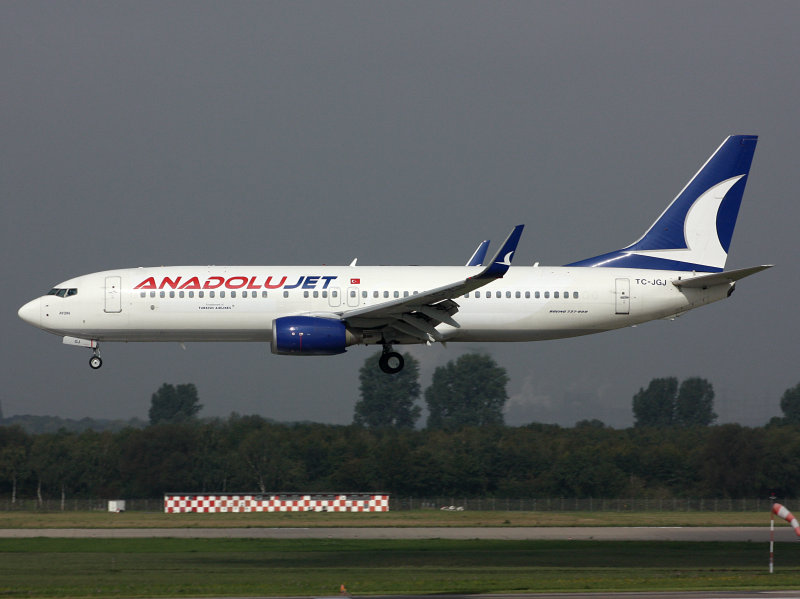 B737-800  TC-JGJ