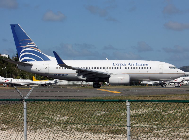 B737-700 HP-1370-CMP