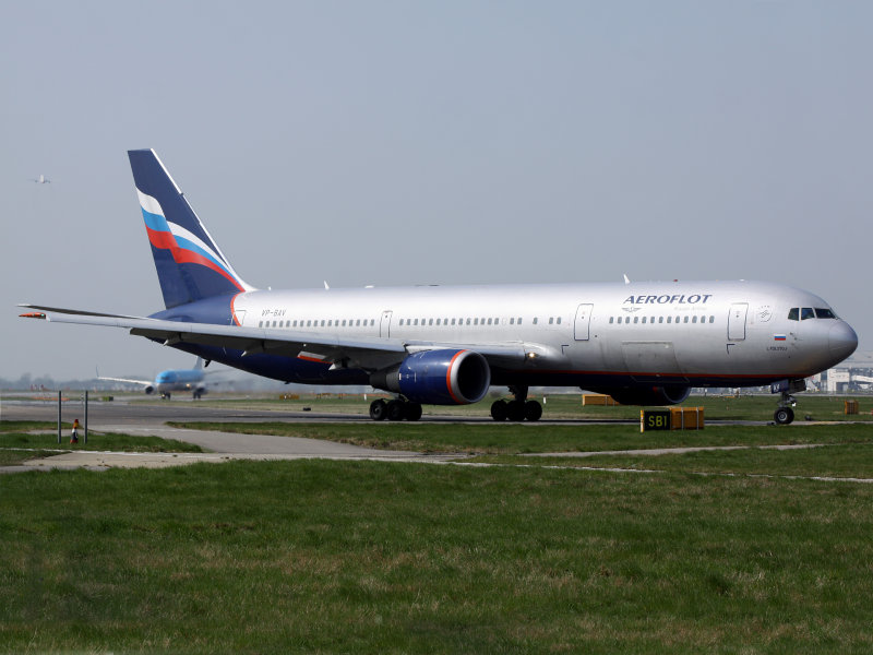 B767-300  VQ-BAV
