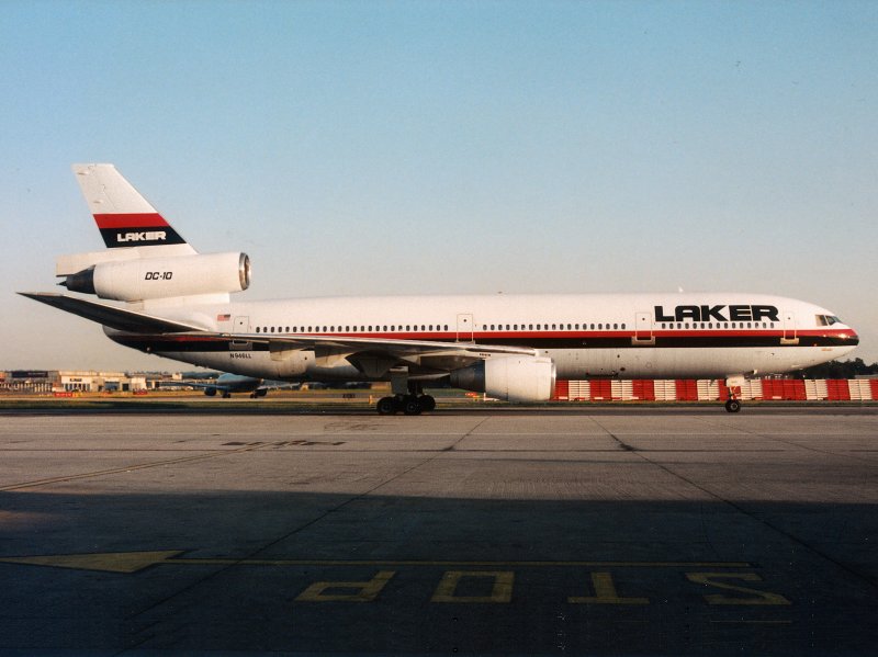 DC10-30  N946LL
