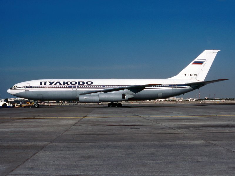 ILyushin IL-86  RA-86073  