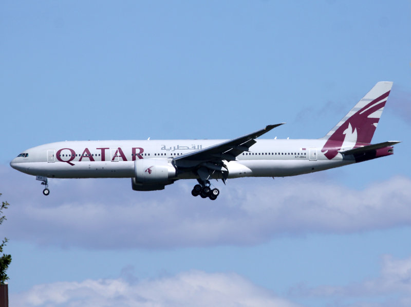 B777-200 A7-BBA  