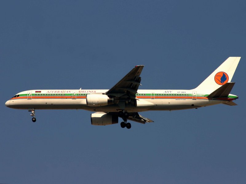 B757-200 VP-BBS 
