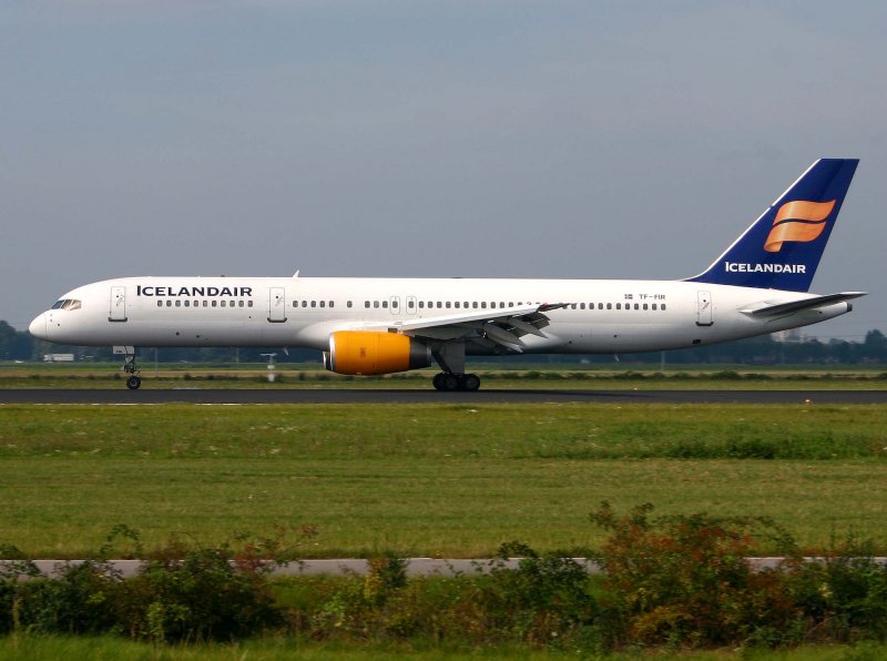 Boeing 757-200 TF-FIR