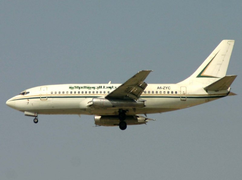 B.737-200 A6-ZYC