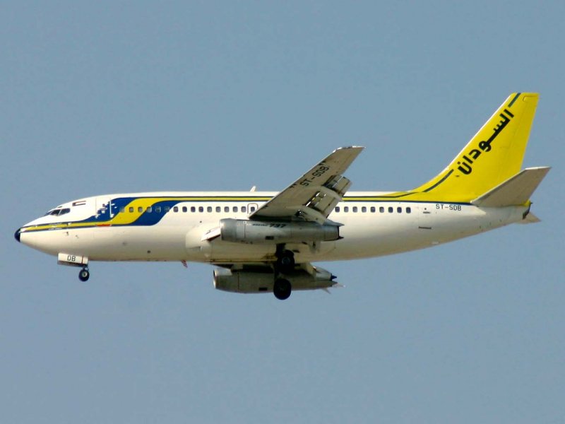 B737-200 ST-SDB